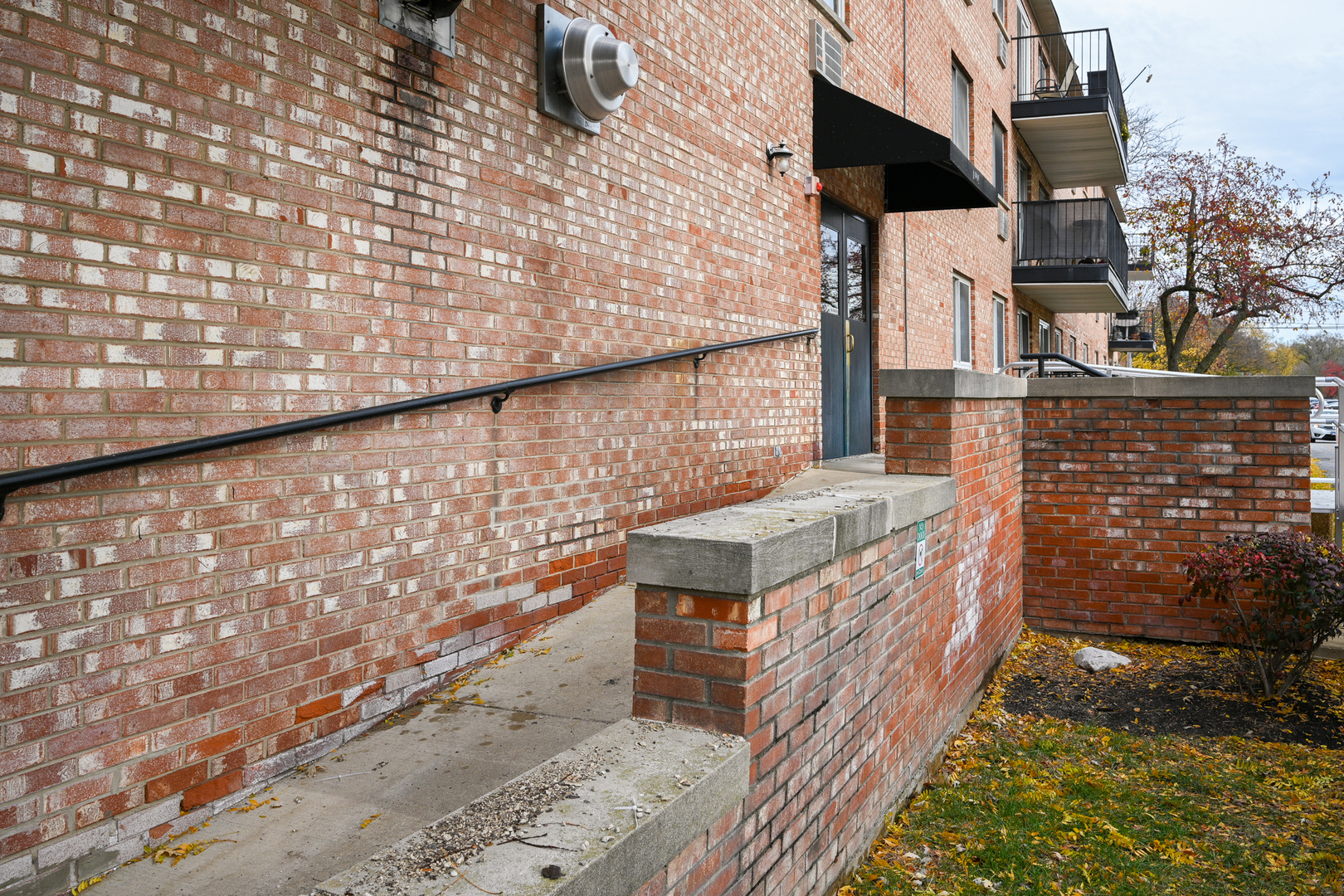 Naperville, IL 60563