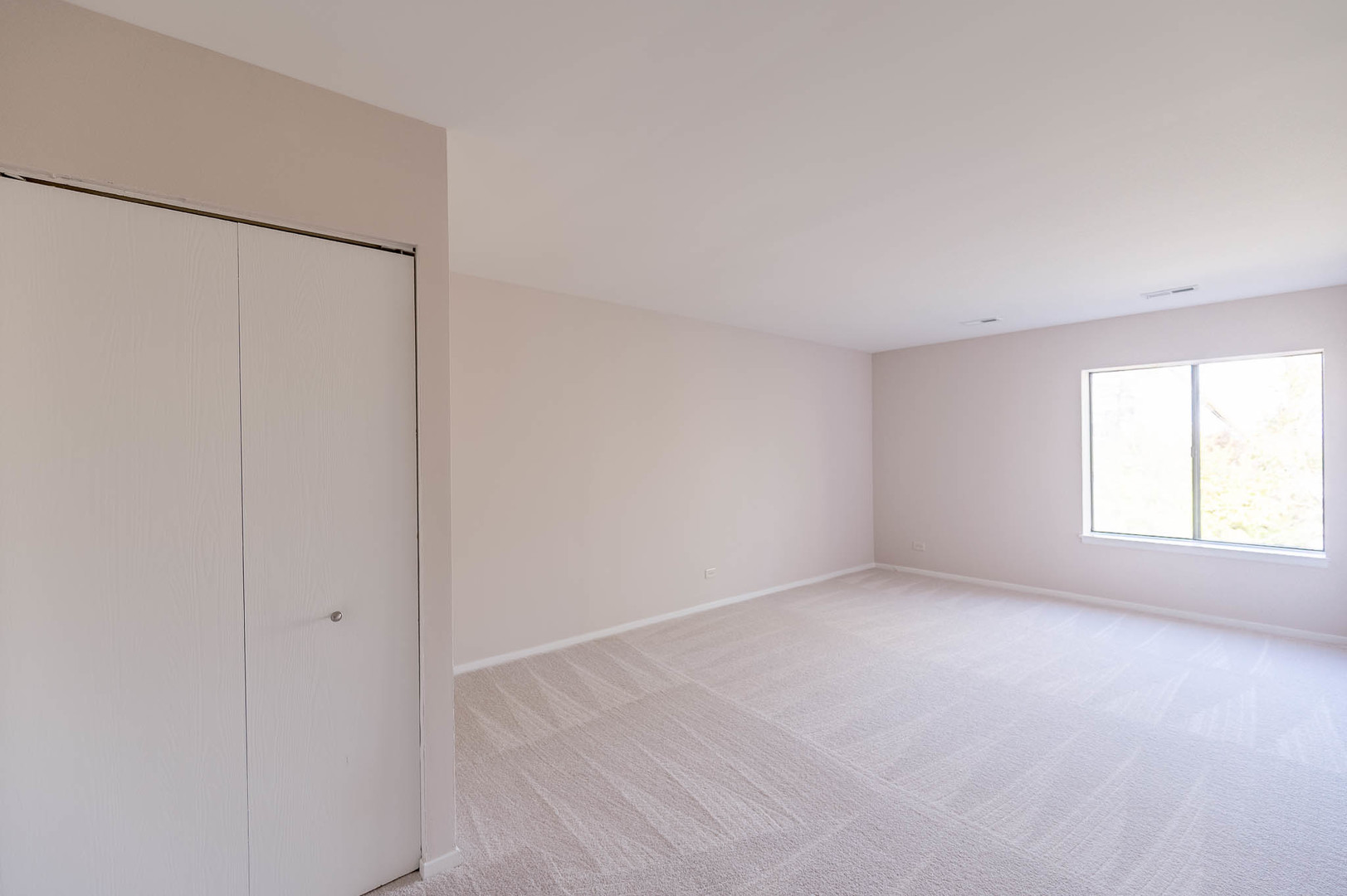 3050 Pheasant Creek Drive #407, Northbrook, IL 60062