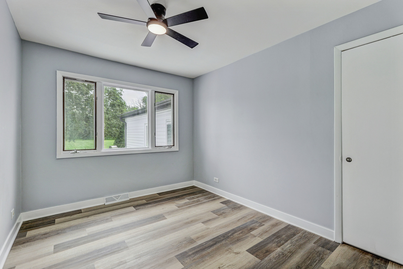 7001 W Meadow Lane Road, Long Grove, IL 60060