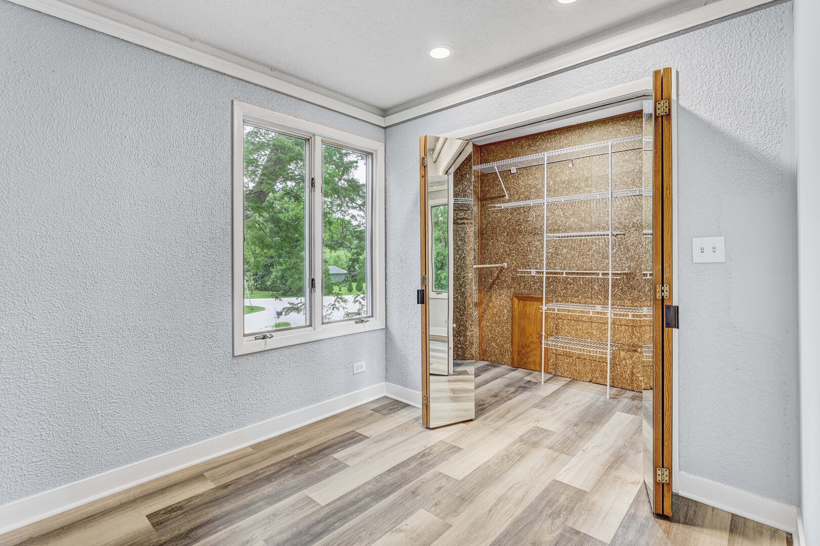 7001 W Meadow Lane Road, Long Grove, IL 60060