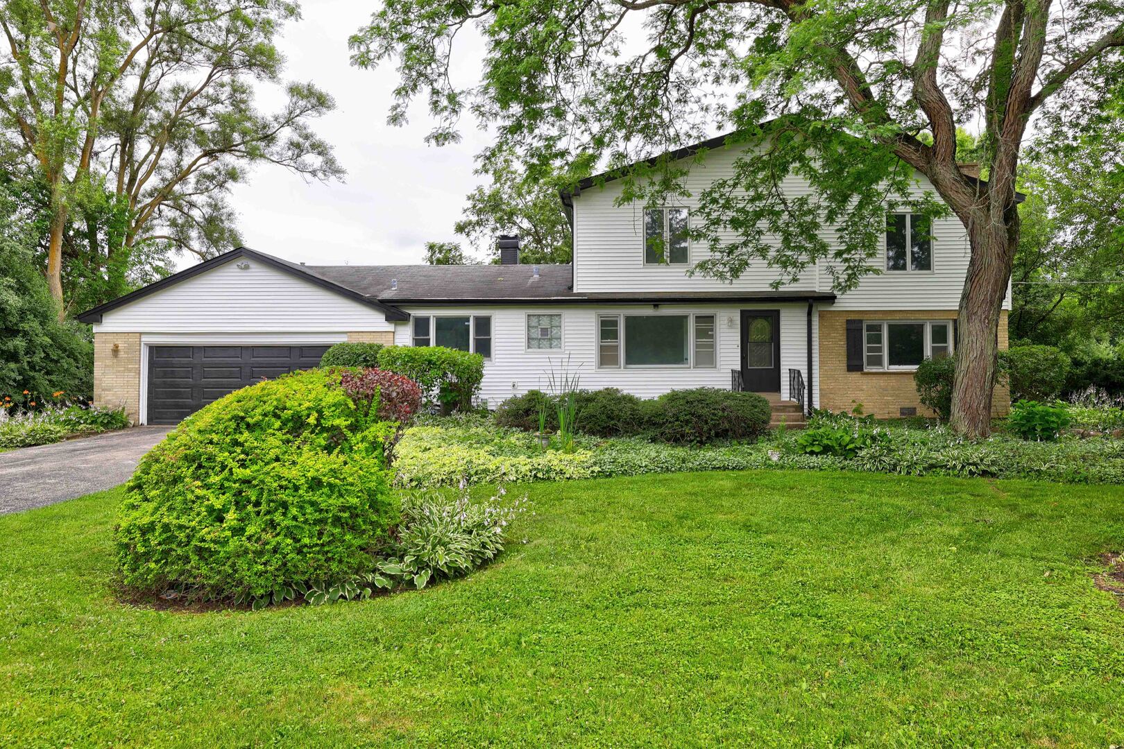 7001 W Meadow Lane Road, Long Grove, IL 60060