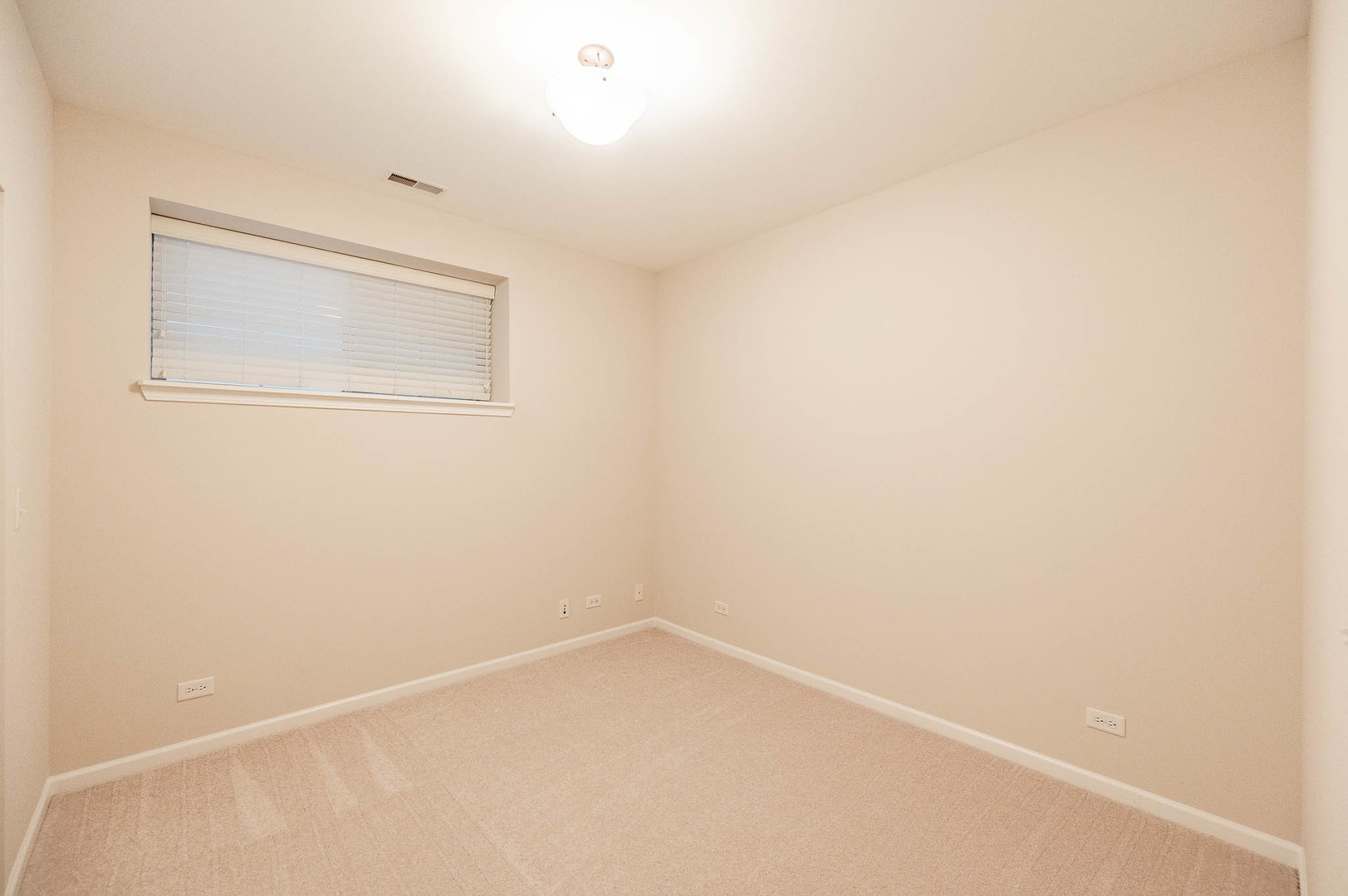 2537 W Grenshaw Street, Chicago, IL 60612