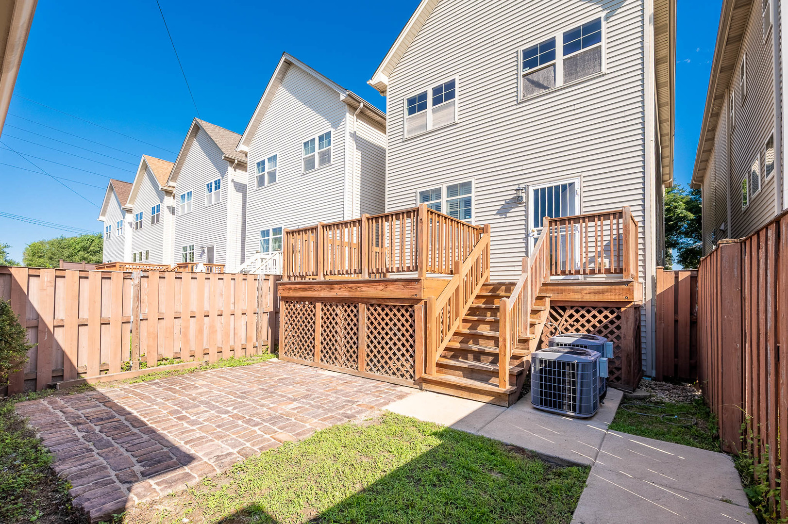 2537 W Grenshaw Street, Chicago, IL 60612