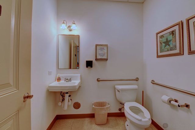 581 Sullivan Road #B, Aurora, IL 60506