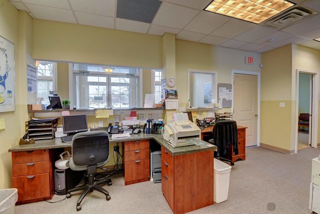 581 Sullivan Road #B, Aurora, IL 60506