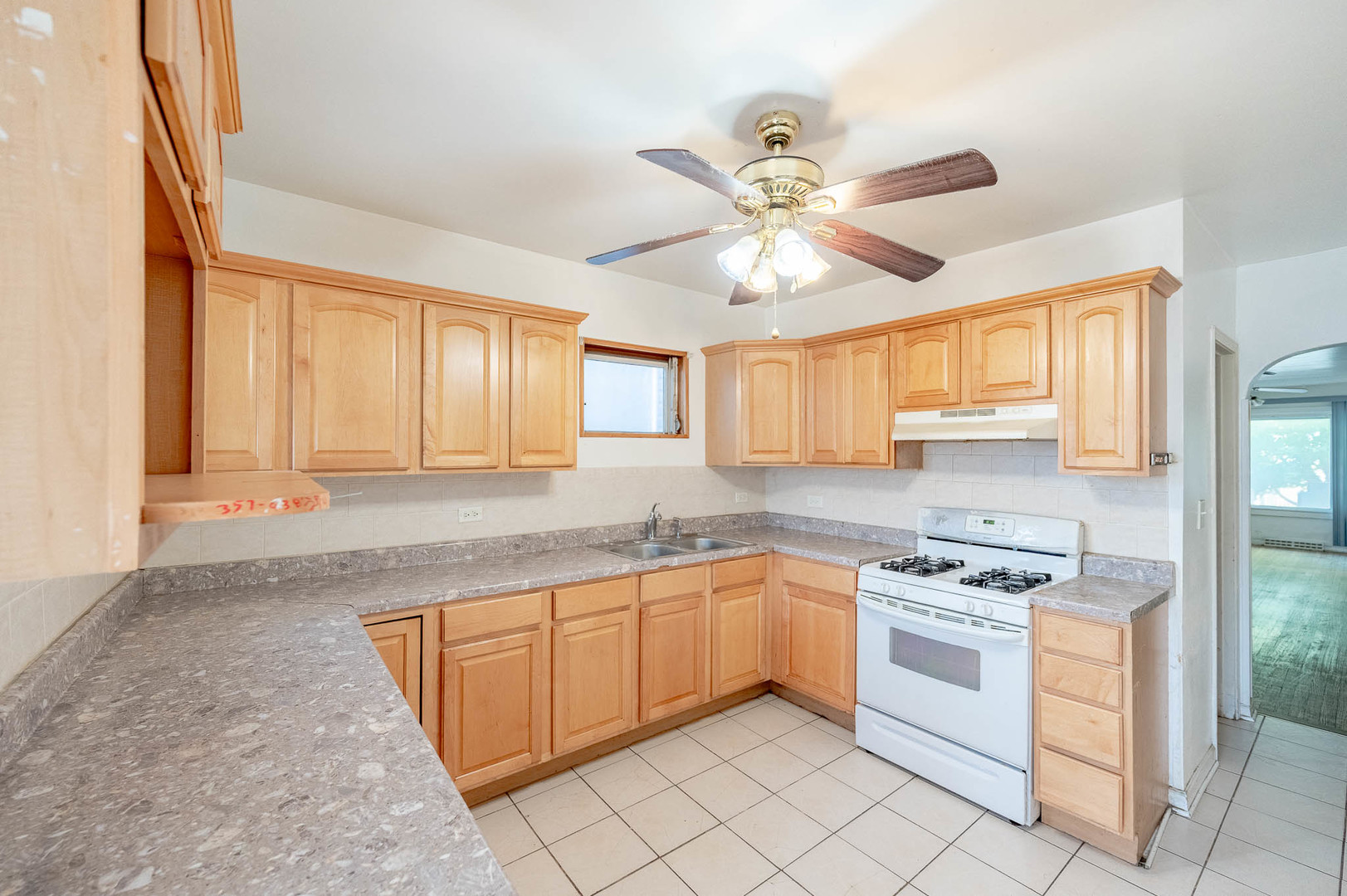 2435 N Monticello Avenue, Chicago, IL 60647