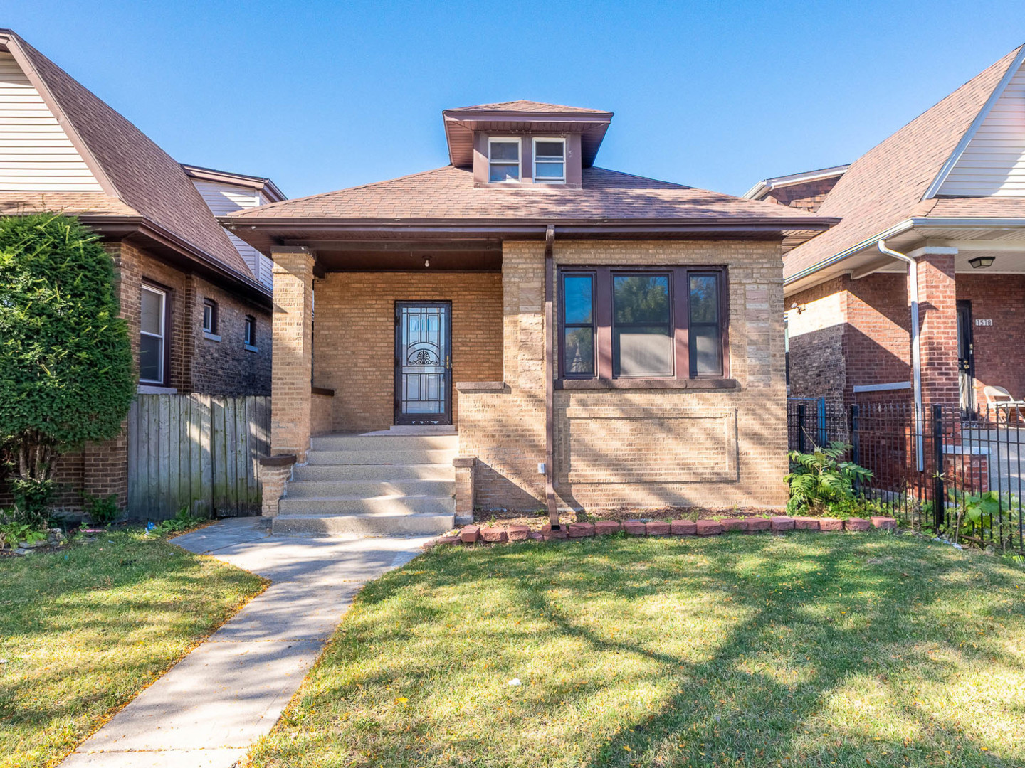 1516 N Central Avenue, Chicago, IL 60651