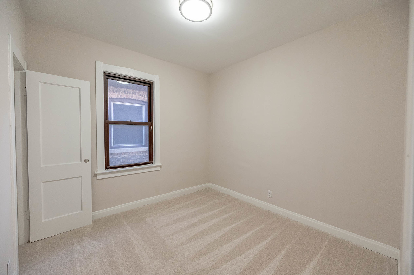 1516 N Central Avenue, Chicago, IL 60651