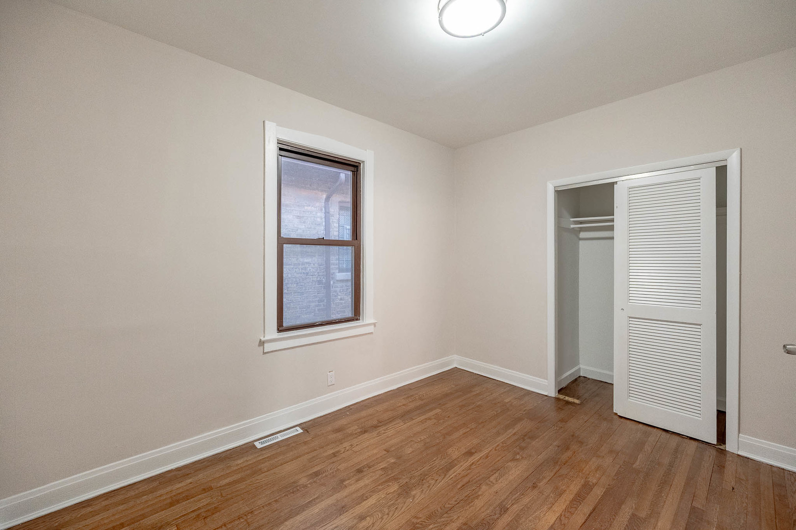 1516 N Central Avenue, Chicago, IL 60651