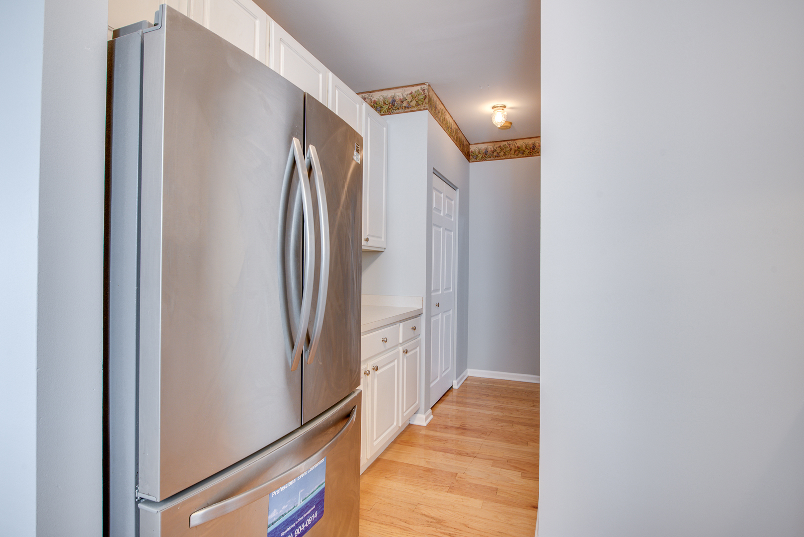 805 Genesee Drive #805, Naperville, IL 60563