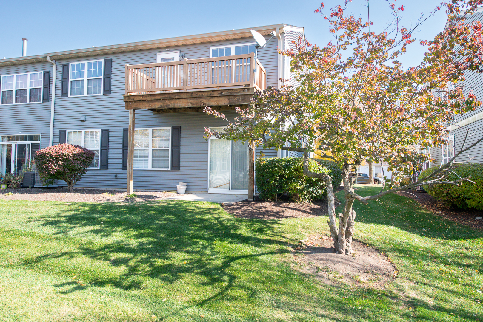 805 Genesee Drive #805, Naperville, IL 60563