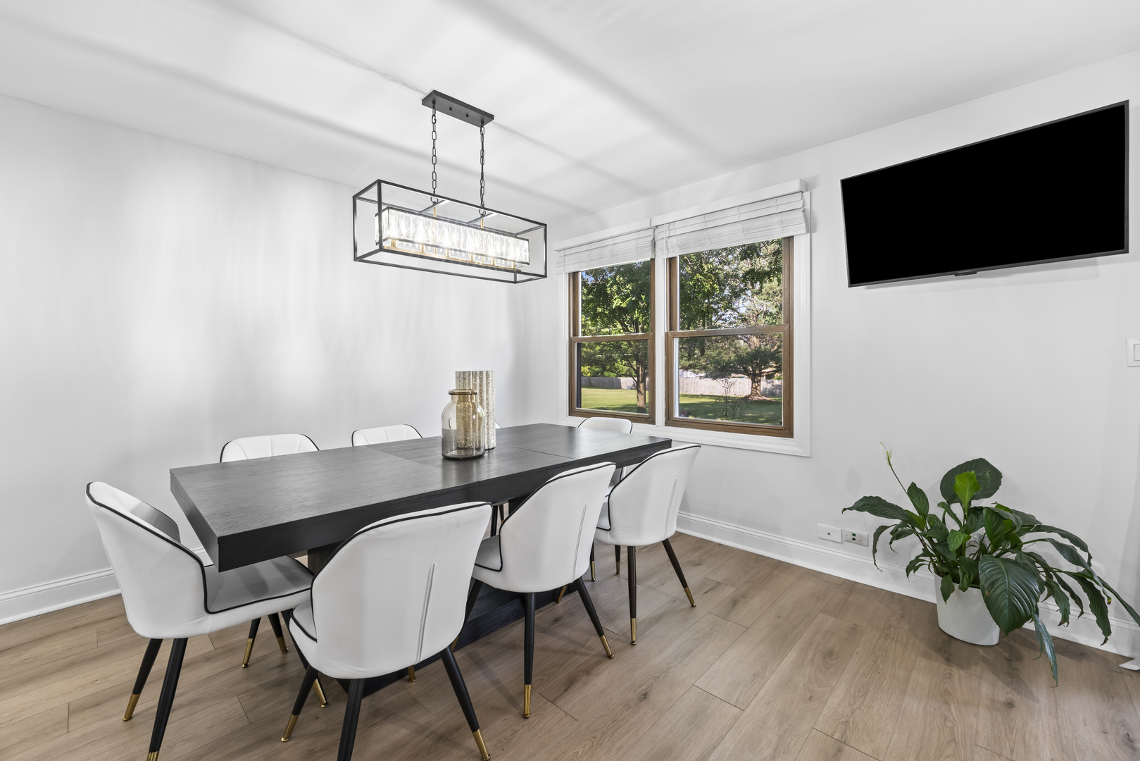 16411 Oxford Drive, Tinley Park, IL 60477