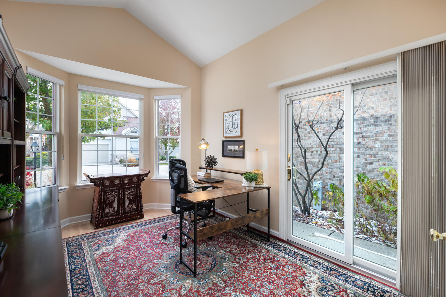 1606 FAIRFAX Lane, Oakbrook Terrace, IL 60181