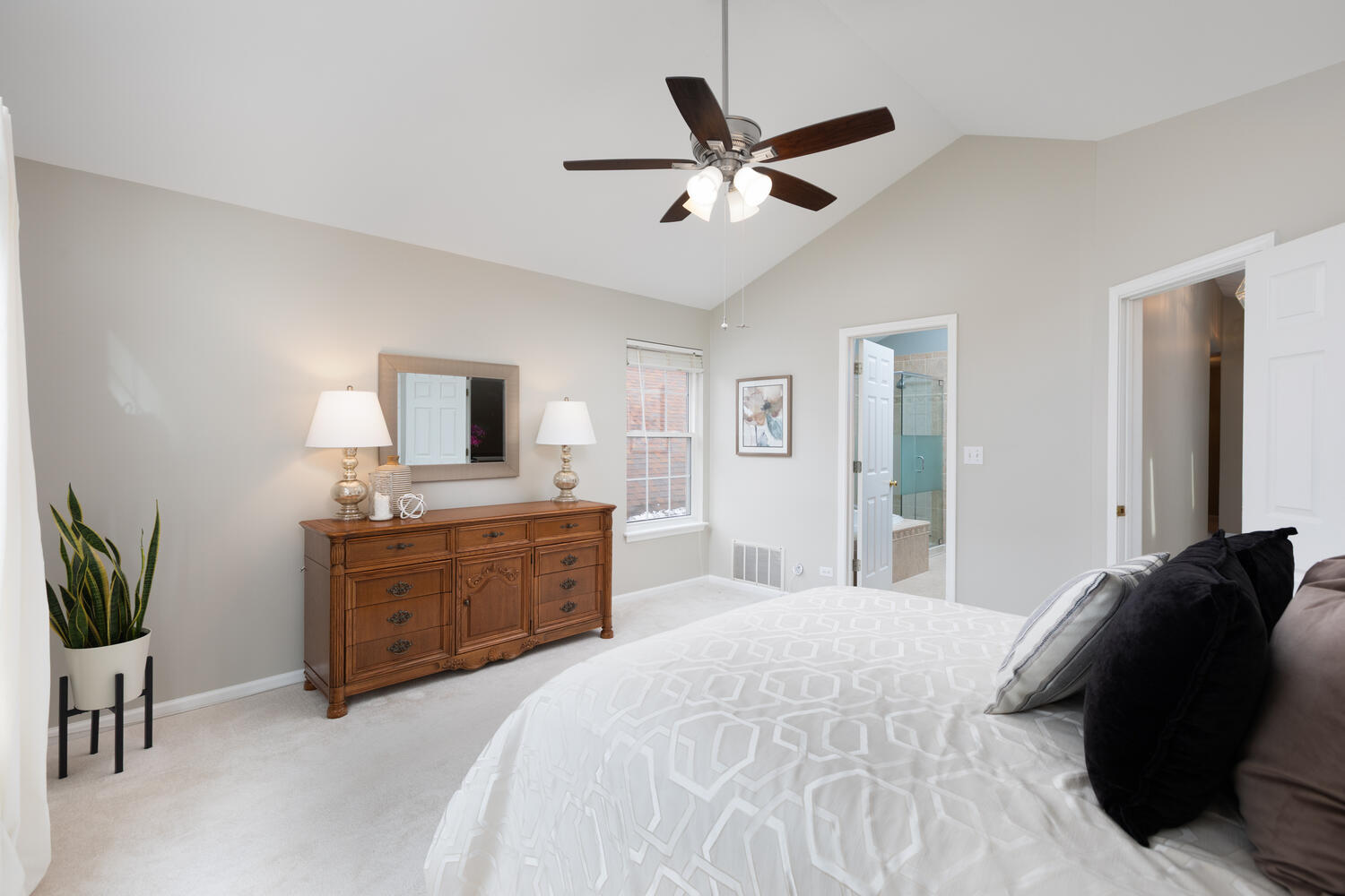 1606 FAIRFAX Lane, Oakbrook Terrace, IL 60181