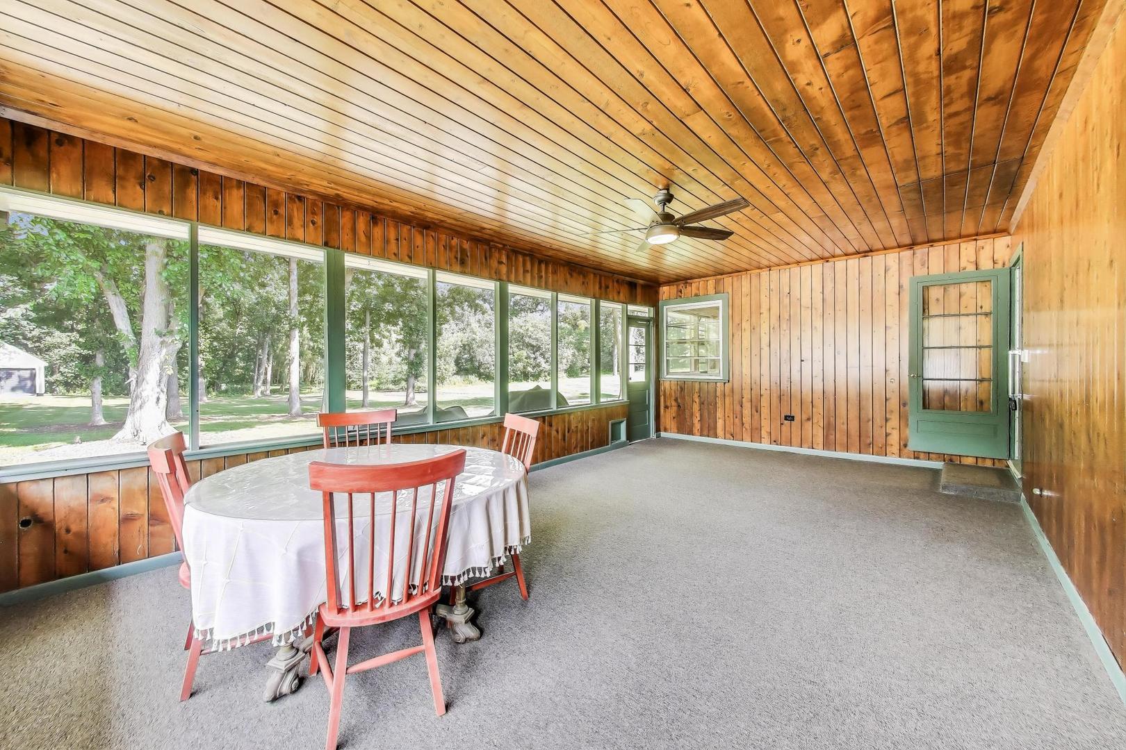 3801 Madison Street, Oak Brook, IL 60523