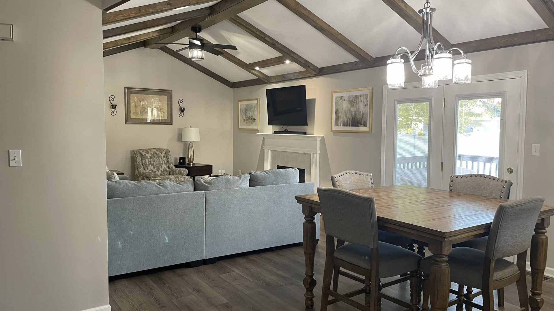 407 Raven Drive, Manteno, IL 60950