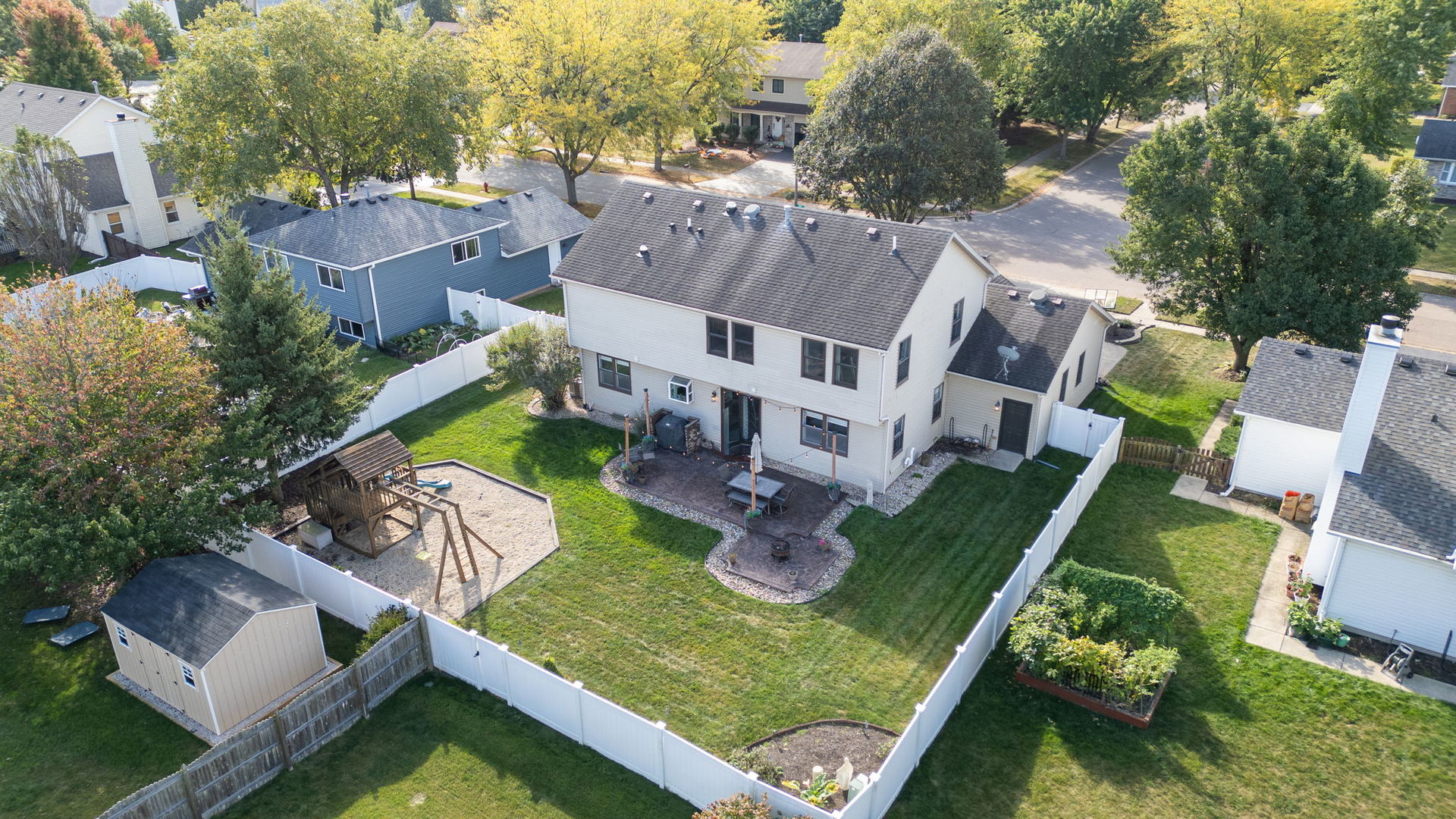 409 Fawn Drive, Oswego, IL 60543