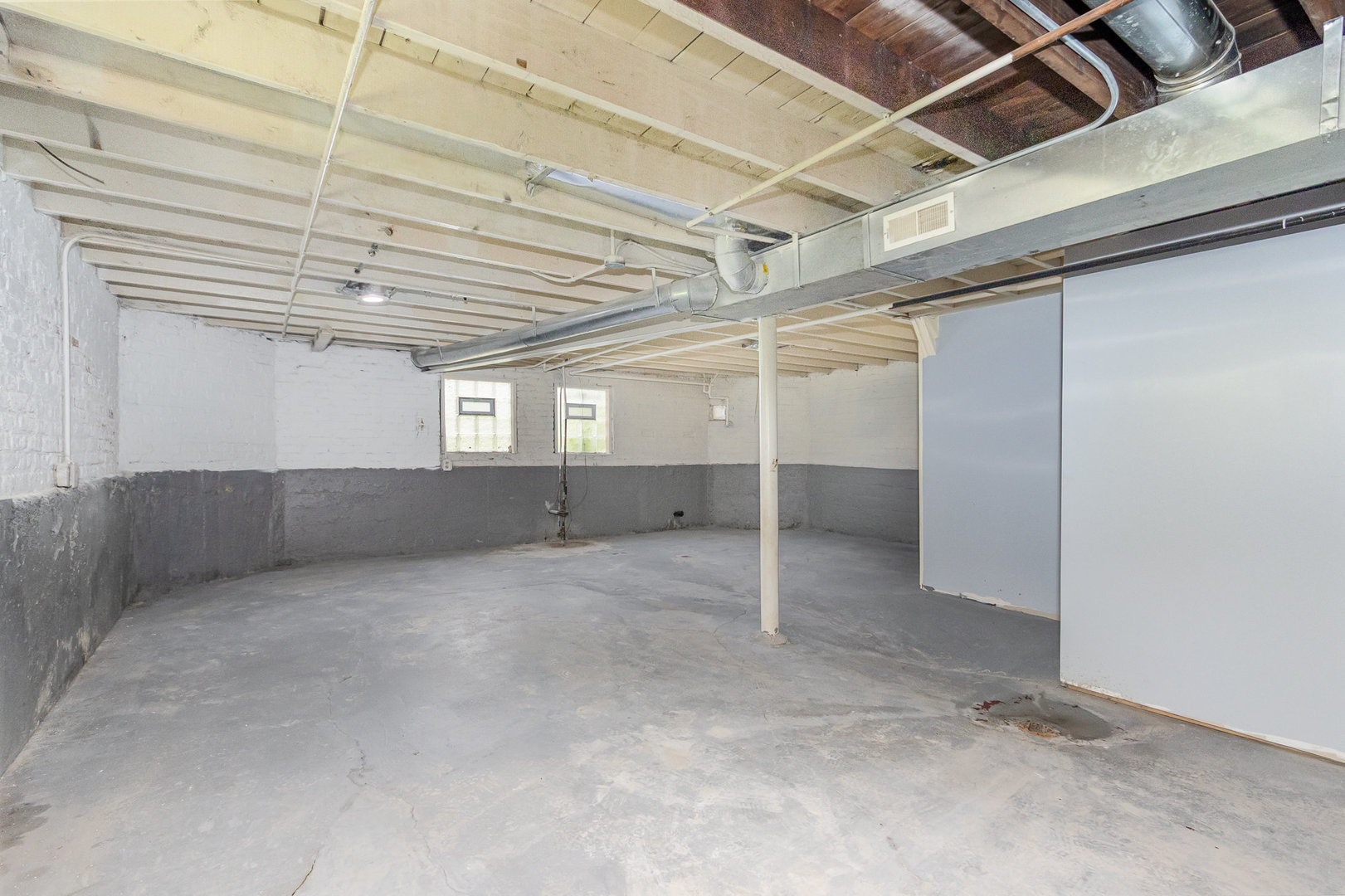 10001 S Wentworth Avenue, Chicago, IL 60628