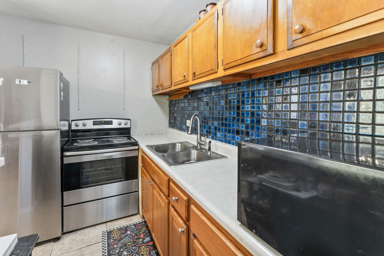 2504 Algonquin Road #17, Rolling Meadows, IL 60008