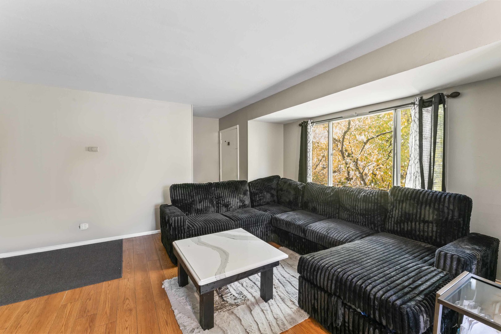 2504 Algonquin Road #17, Rolling Meadows, IL 60008