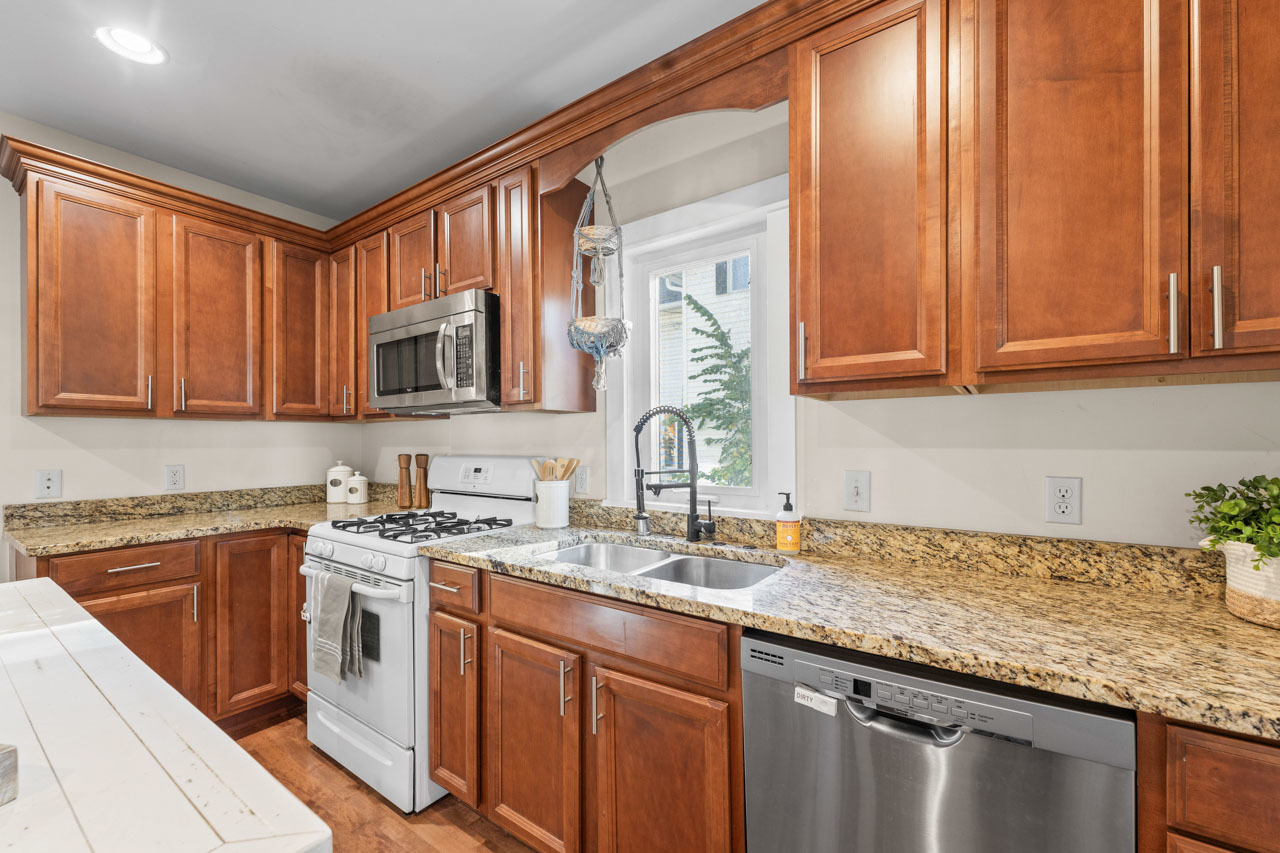 325 Henry Street, Burlington, WI 53105