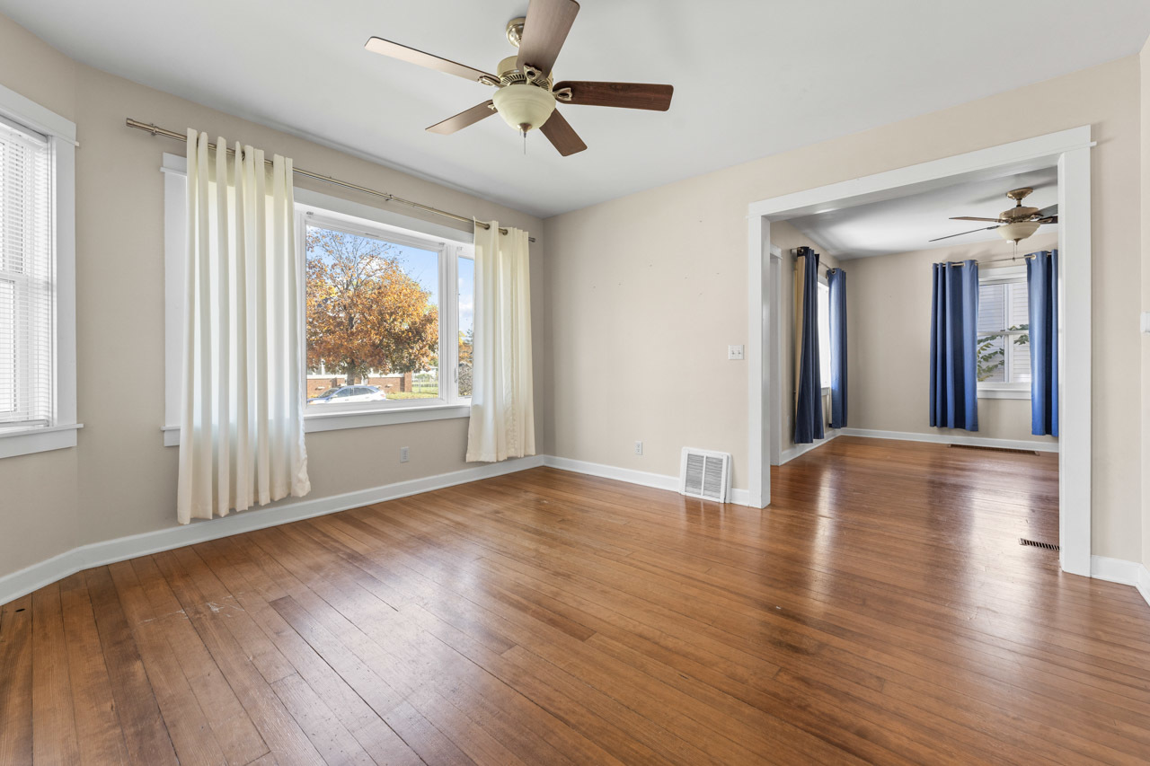 325 Henry Street, Burlington, WI 53105