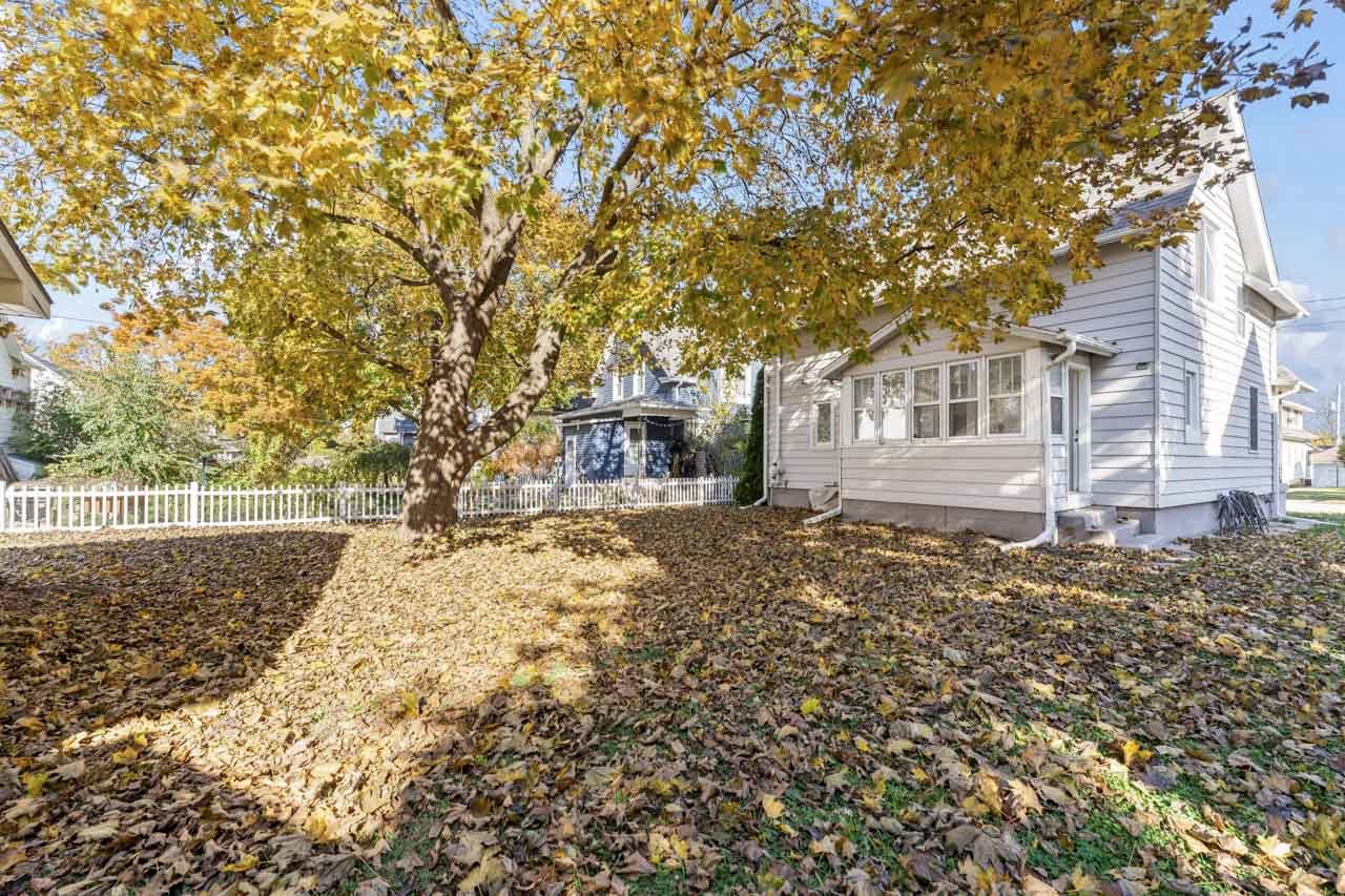 325 Henry Street, Burlington, WI 53105