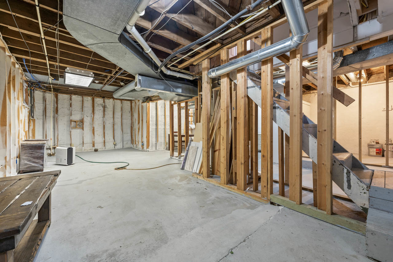 325 Henry Street, Burlington, WI 53105