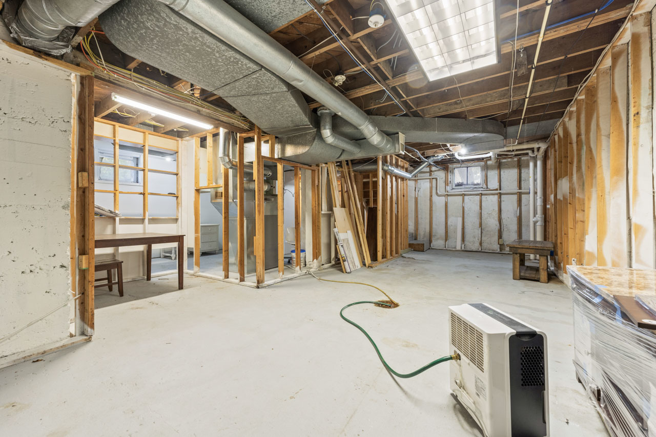 325 Henry Street, Burlington, WI 53105