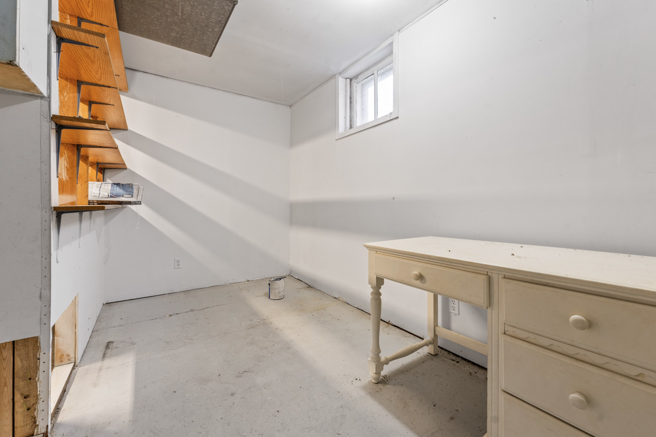 325 Henry Street, Burlington, WI 53105