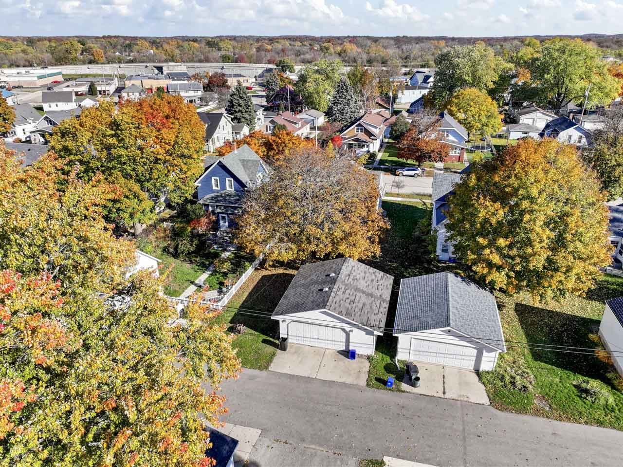 325 Henry Street, Burlington, WI 53105