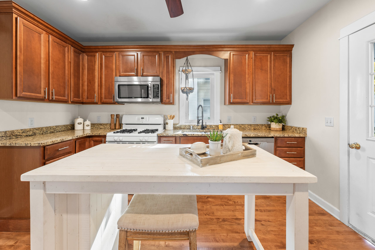 325 Henry Street, Burlington, WI 53105