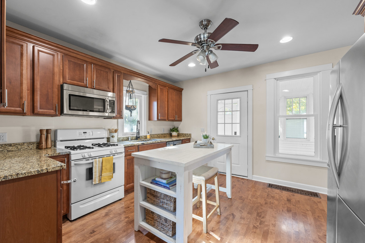 325 Henry Street, Burlington, WI 53105