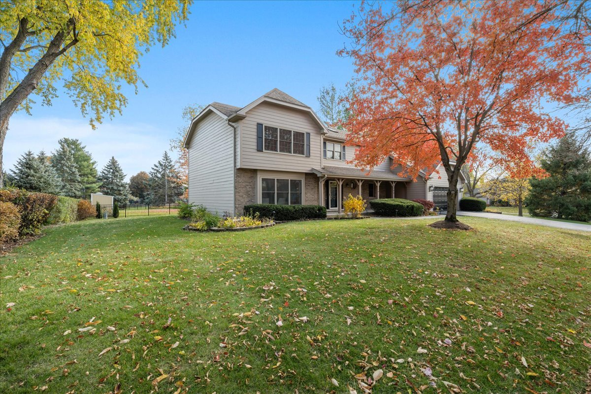 2280 Barth Drive, Naperville, IL 60565