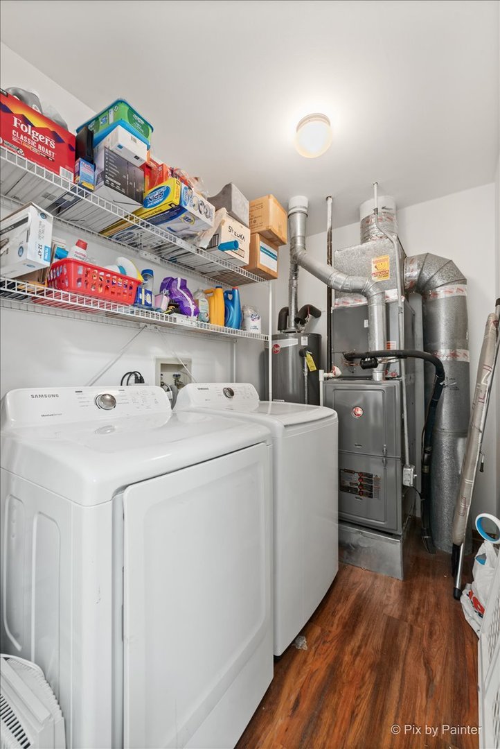 1431 Essex Street, Algonquin, IL 60102