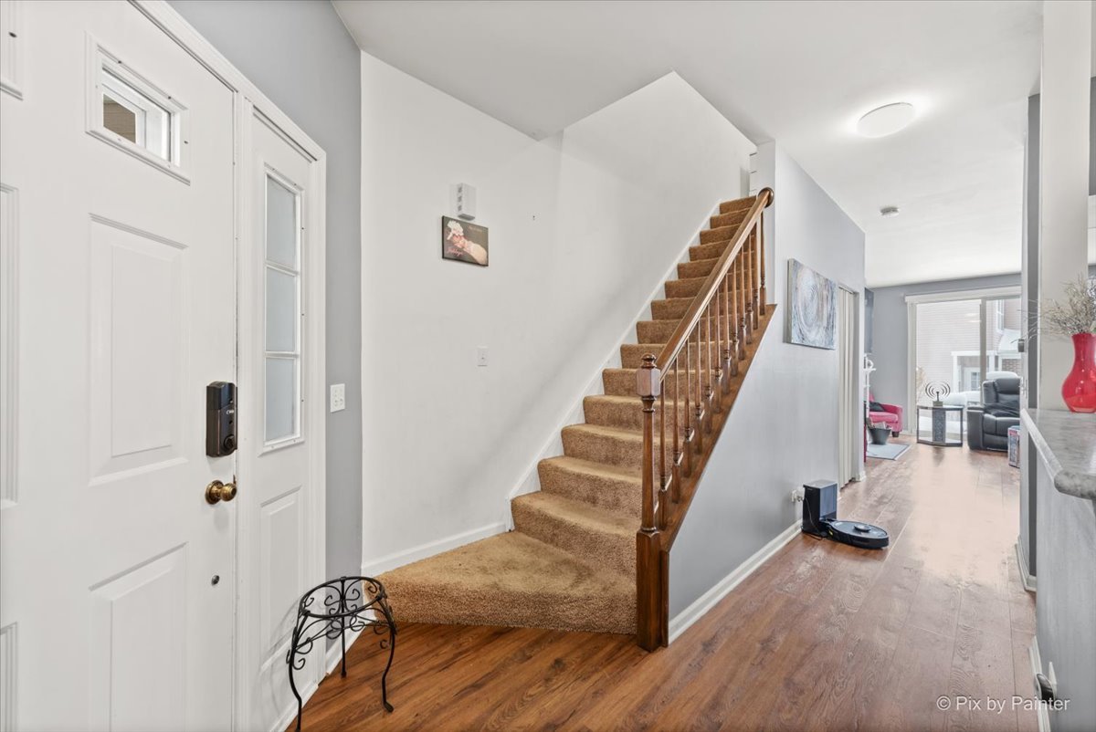 1431 Essex Street, Algonquin, IL 60102