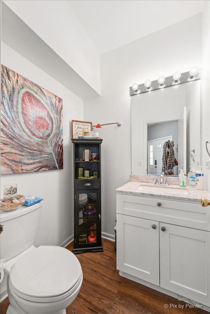 1431 Essex Street, Algonquin, IL 60102