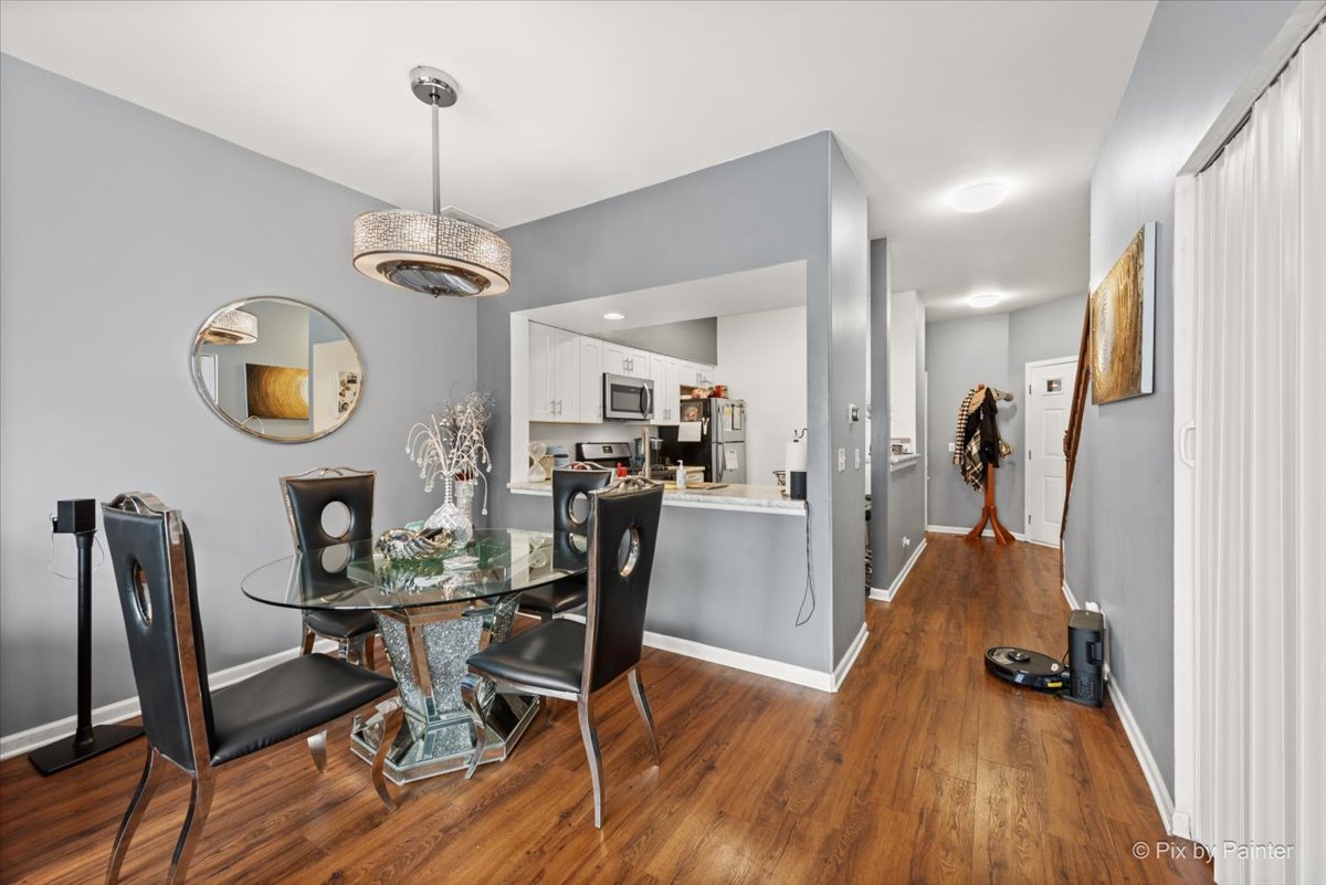 1431 Essex Street, Algonquin, IL 60102