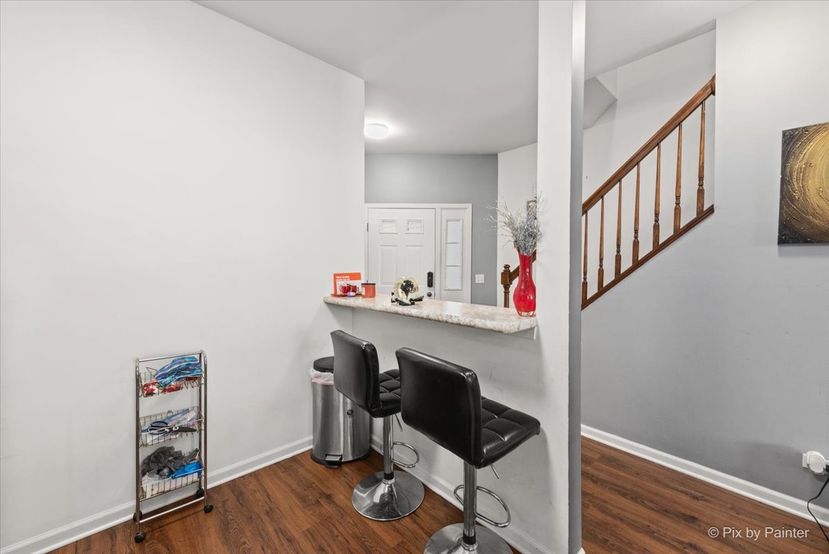 1431 Essex Street, Algonquin, IL 60102