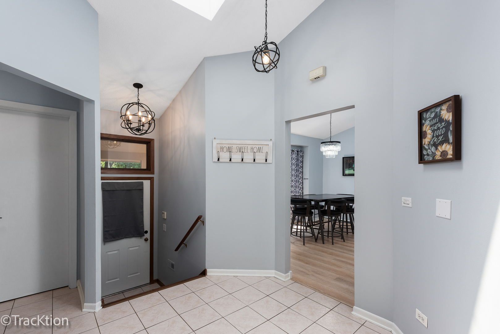 1014 Braemoor Drive #B, Downers Grove, IL 60515