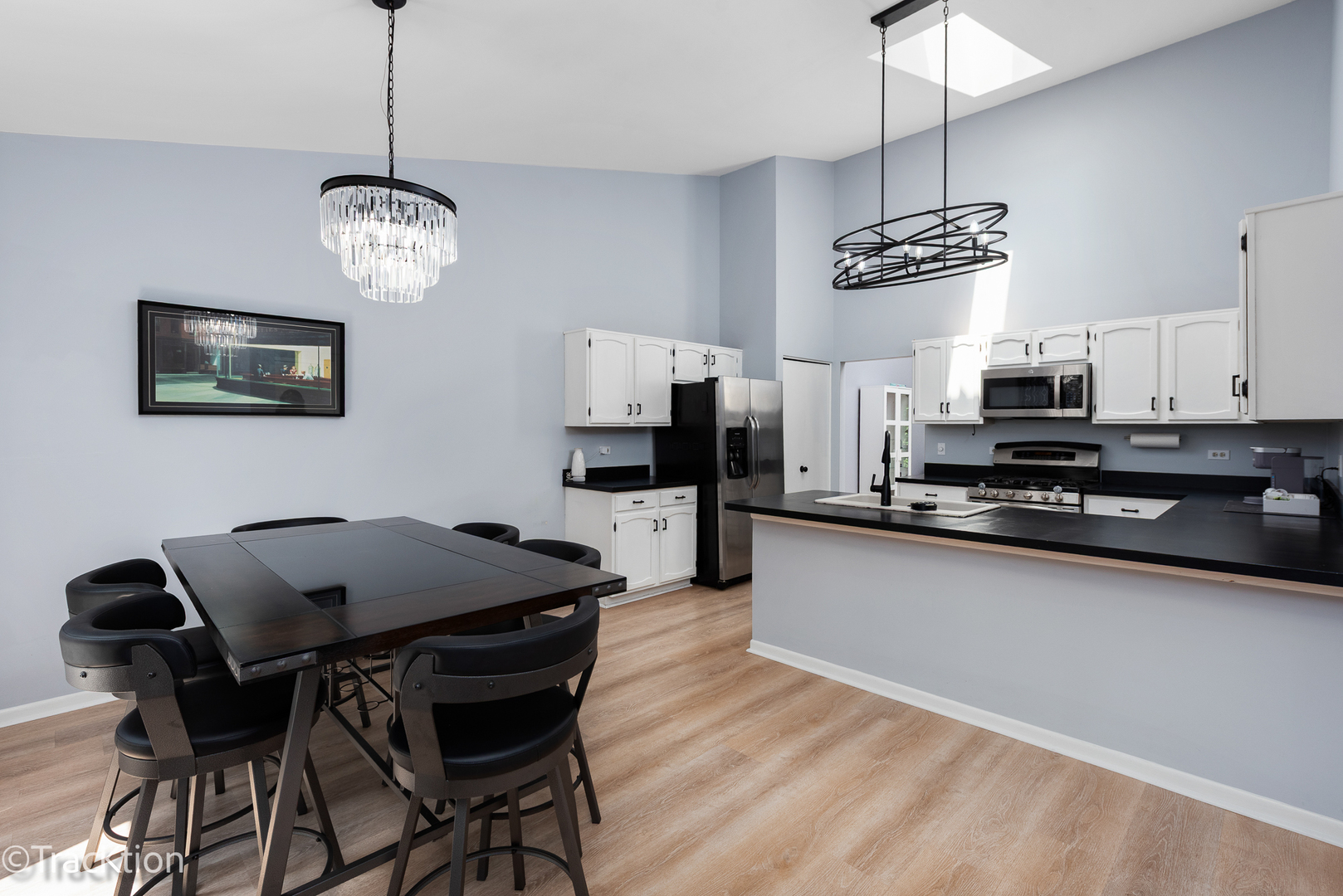 1014 Braemoor Drive #B, Downers Grove, IL 60515