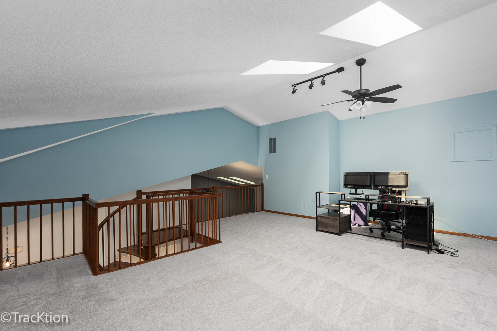 1014 Braemoor Drive #B, Downers Grove, IL 60515