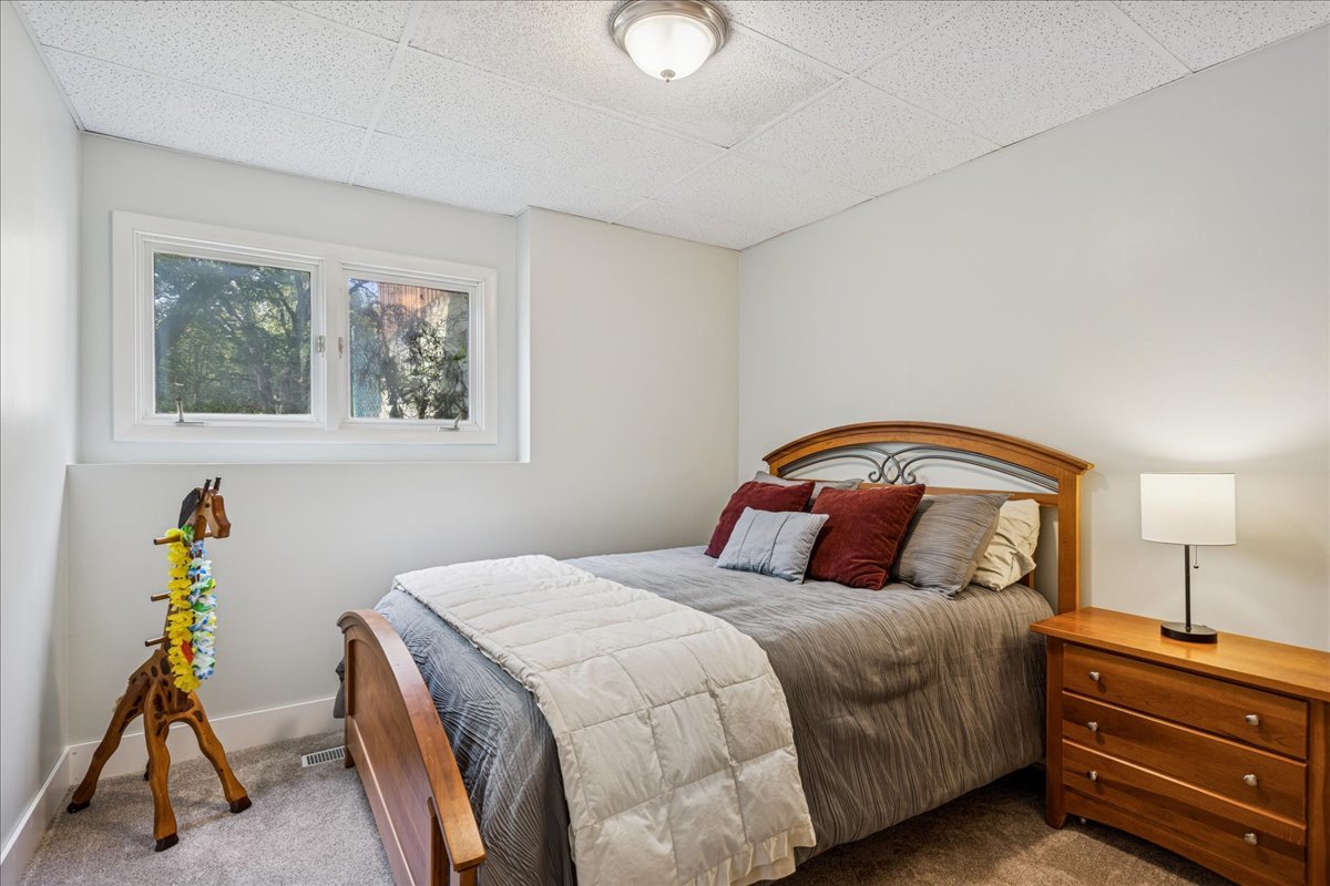 25146 N West Tower Drive, Tower Lakes, IL 60010