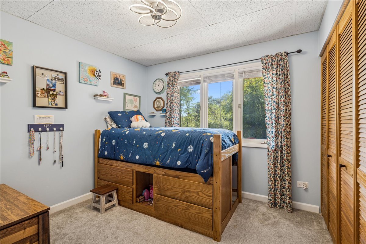 25146 N West Tower Drive, Tower Lakes, IL 60010