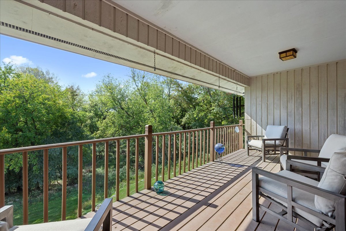 25146 N West Tower Drive, Tower Lakes, IL 60010