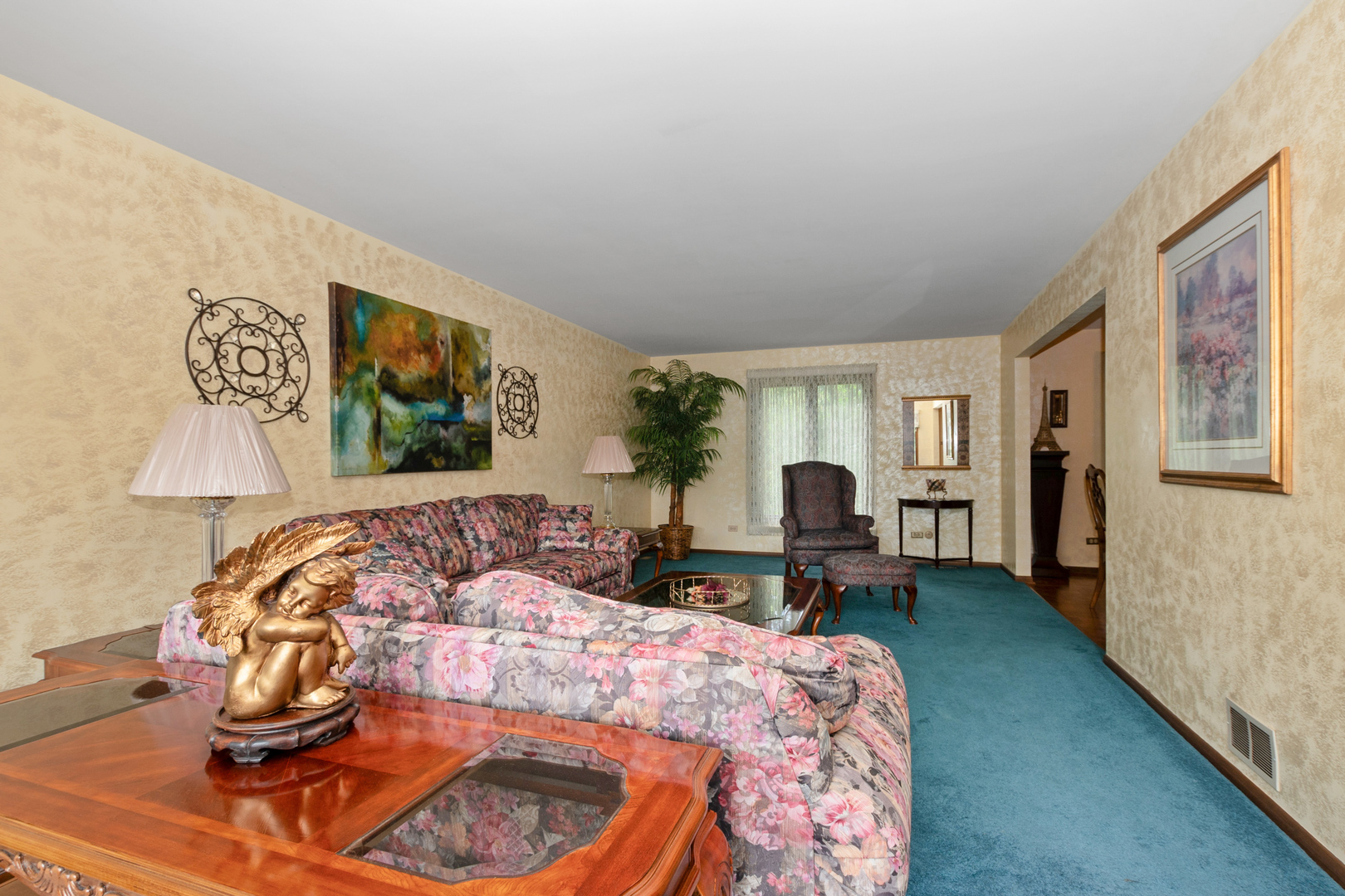 9940 S Wood Lane, Palos Hills, IL 60465