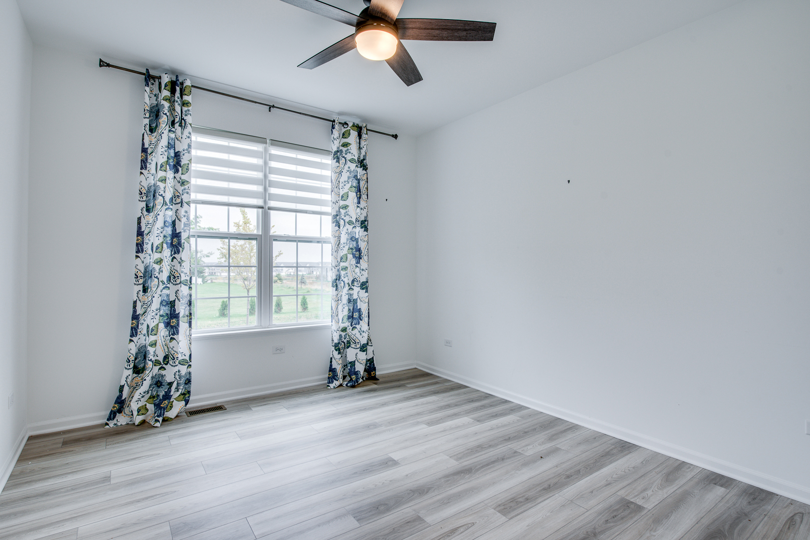 205 Tinana Street, Oswego, IL 60543