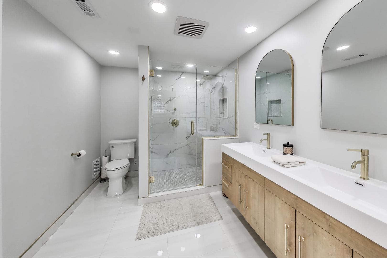 2121 W Sibley Street, Park Ridge, IL 60068