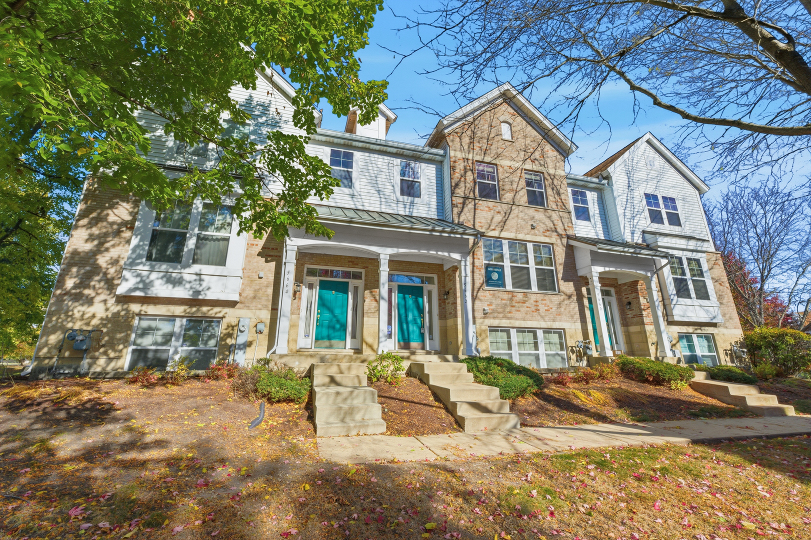 5662 Cambridge Way, Hanover Park, IL 60133