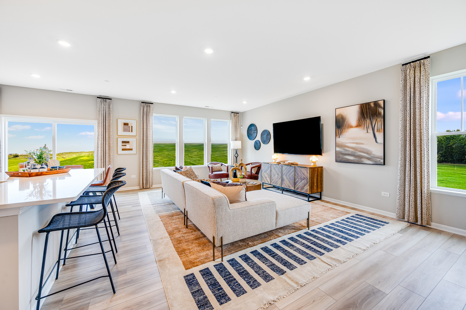 1245 Glenmont Street, Algonquin, IL 60102